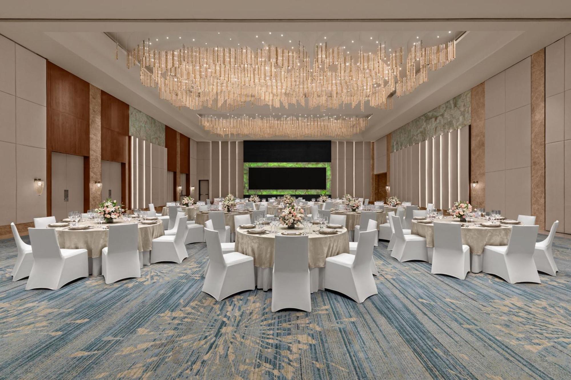 The Westin Manila Hotel Pasig City Exterior foto