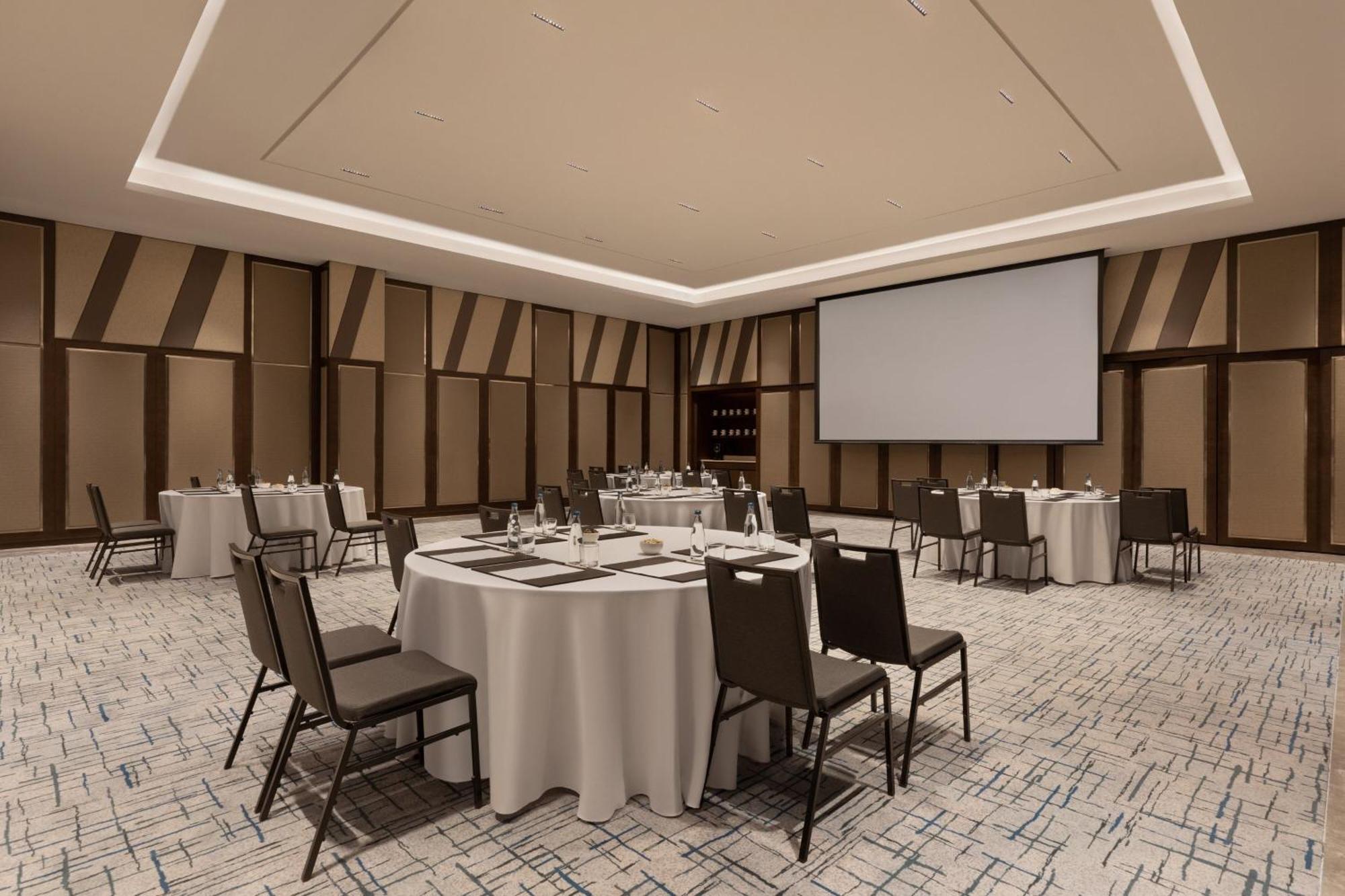 The Westin Manila Hotel Pasig City Exterior foto